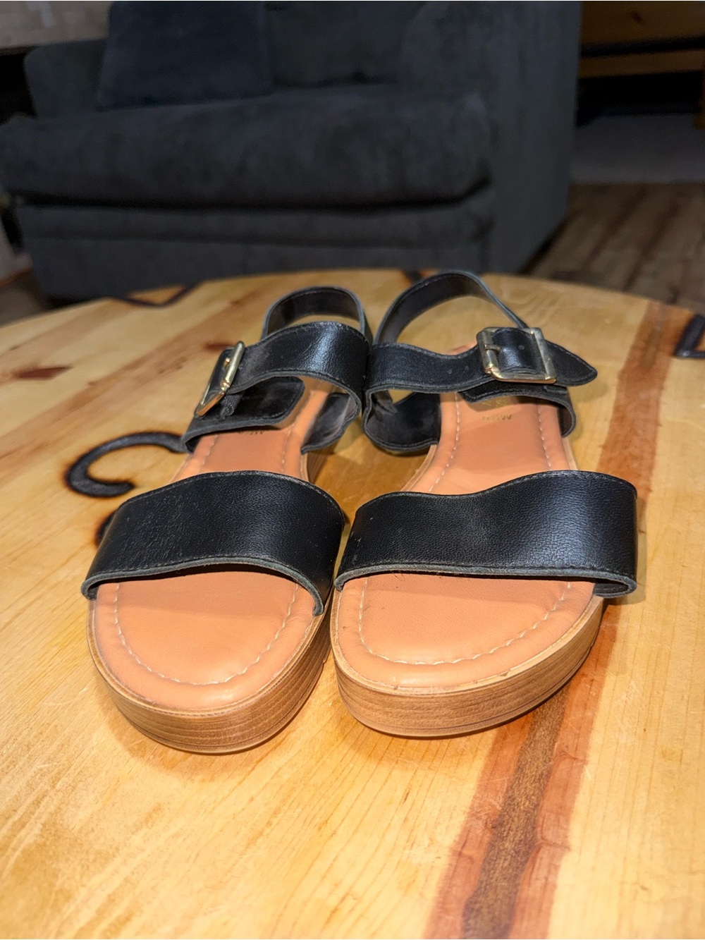 Bella Vita Black Strappy Buckle Platform Sandals